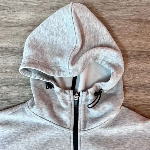 Uniqlo Women's Gray Long Sleeve Straight Hemline Full Zip Up‎ Hoodie Small - Picture 3 of 6